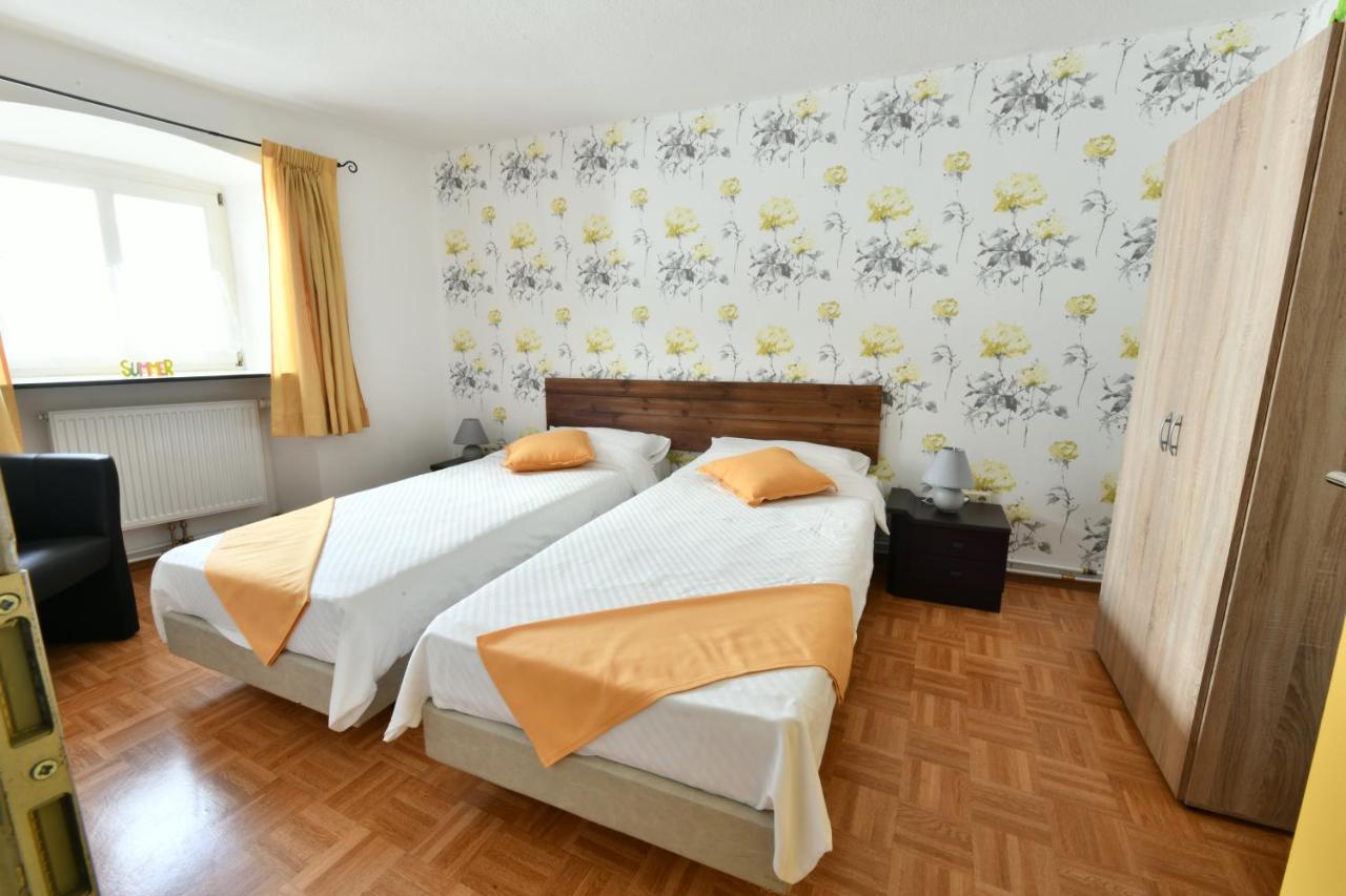 Apartament Um Die Ecke Manderscheid Zewnętrze zdjęcie